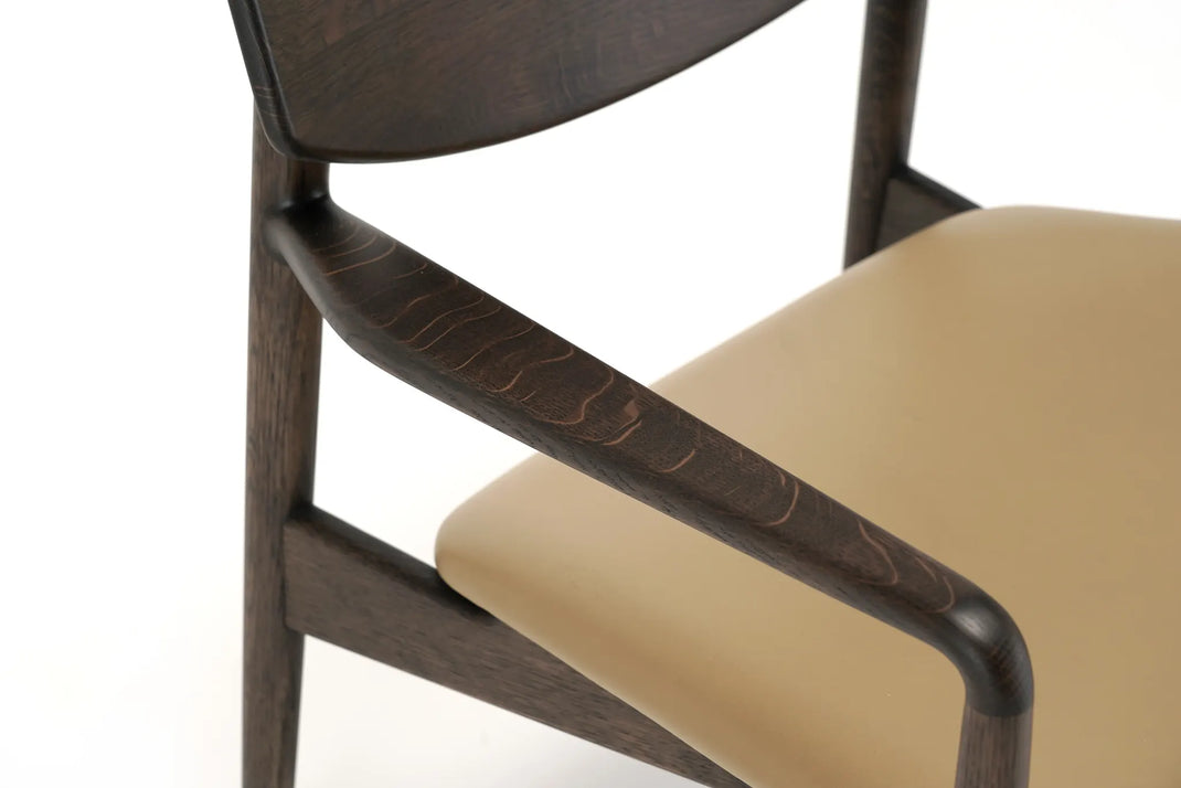 A-LC01 Lounge Chair