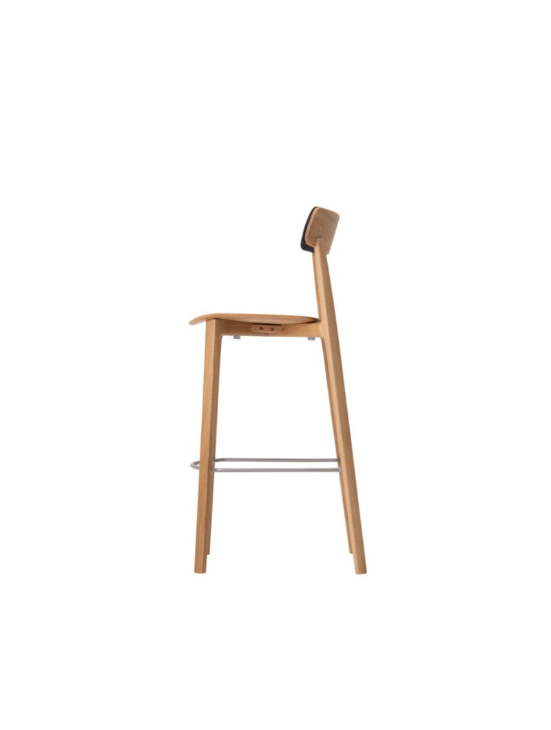 AATOS High Chair - Upholstered Back