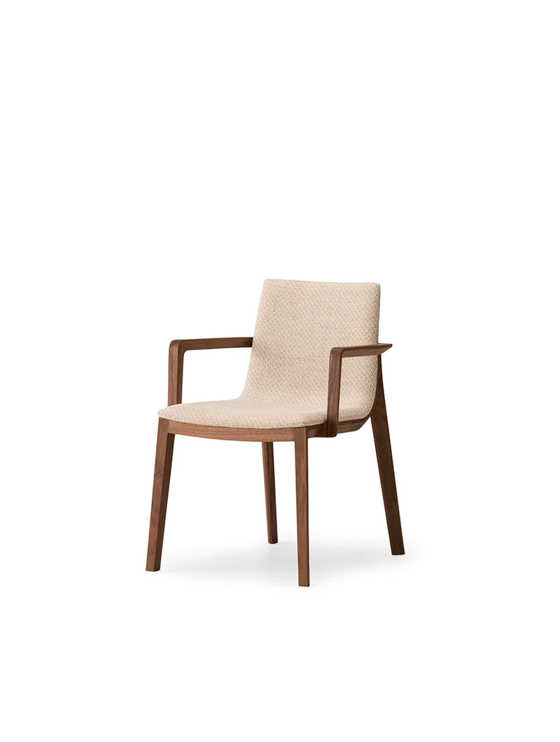 CHALLENGE Dining Armchair