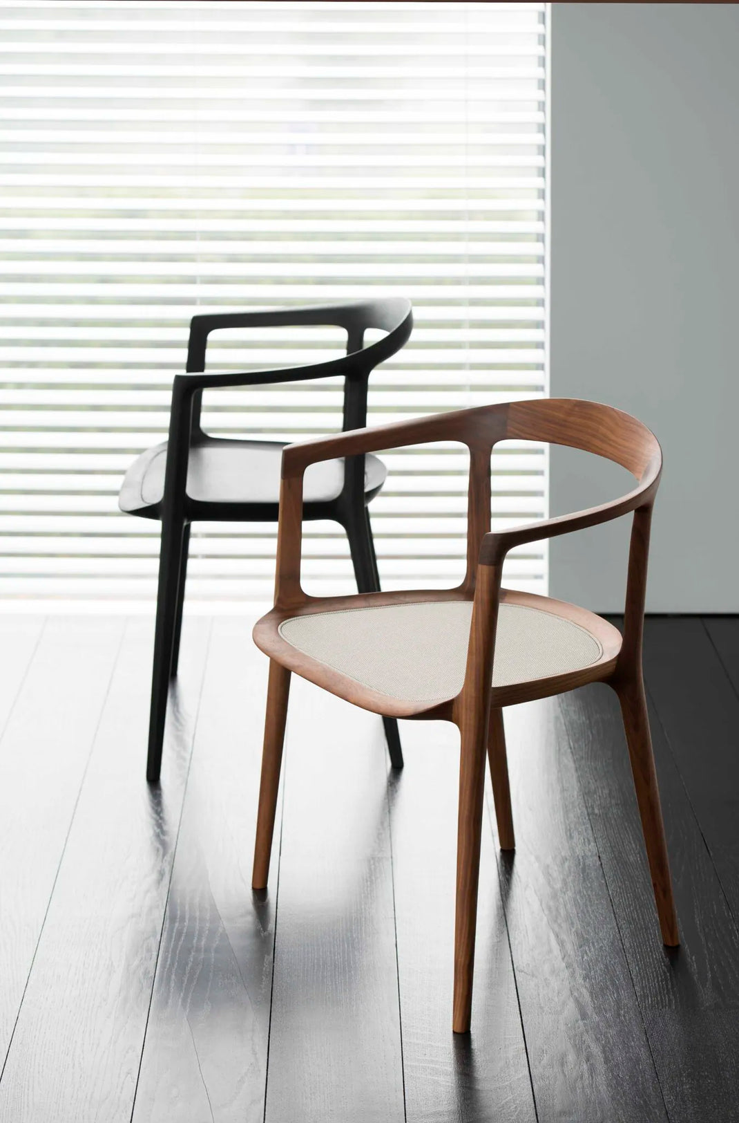 DC10 Chair