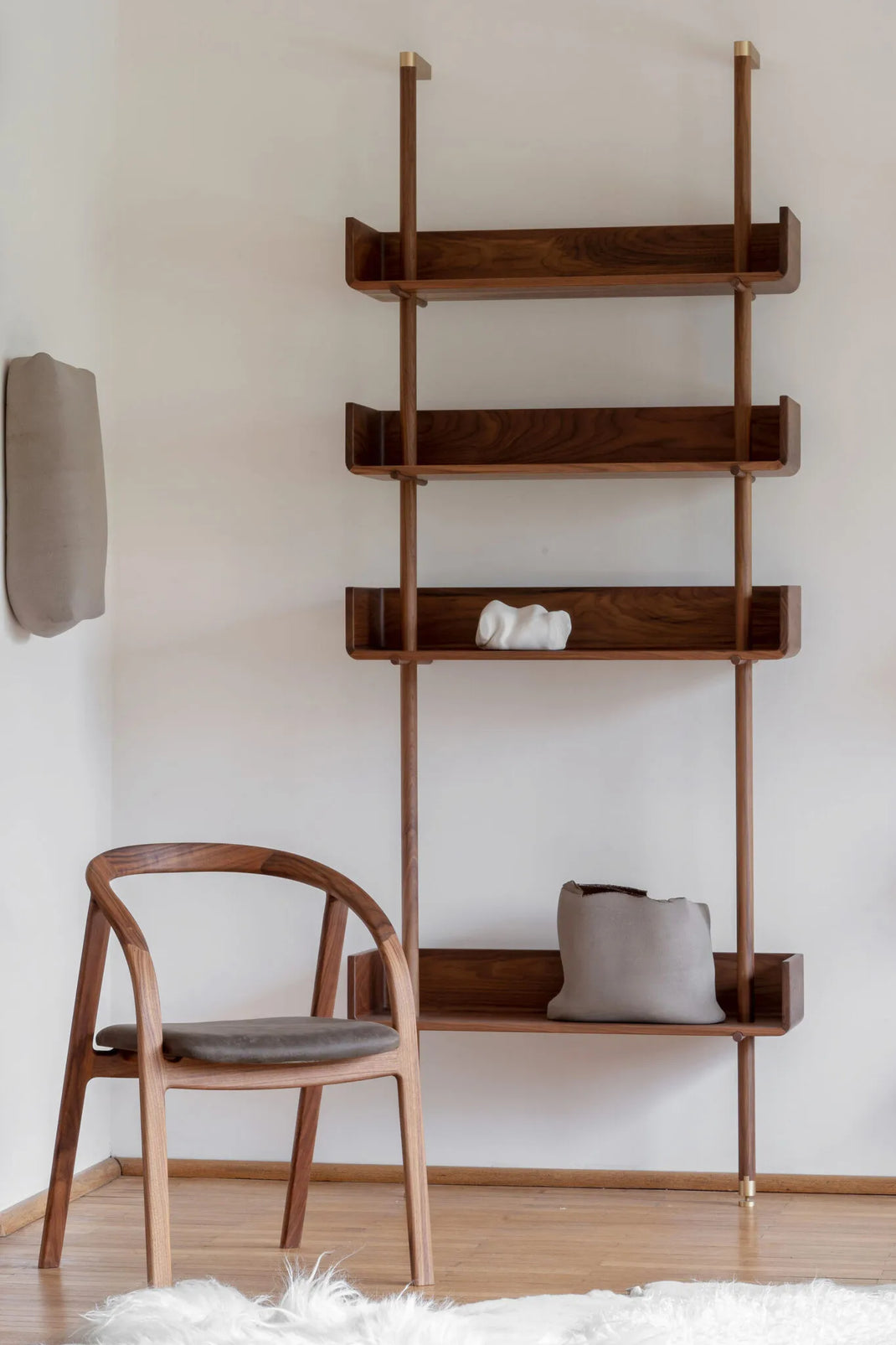 DAEN Chair