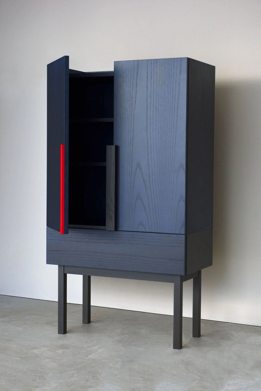 AIZOME Cabinet