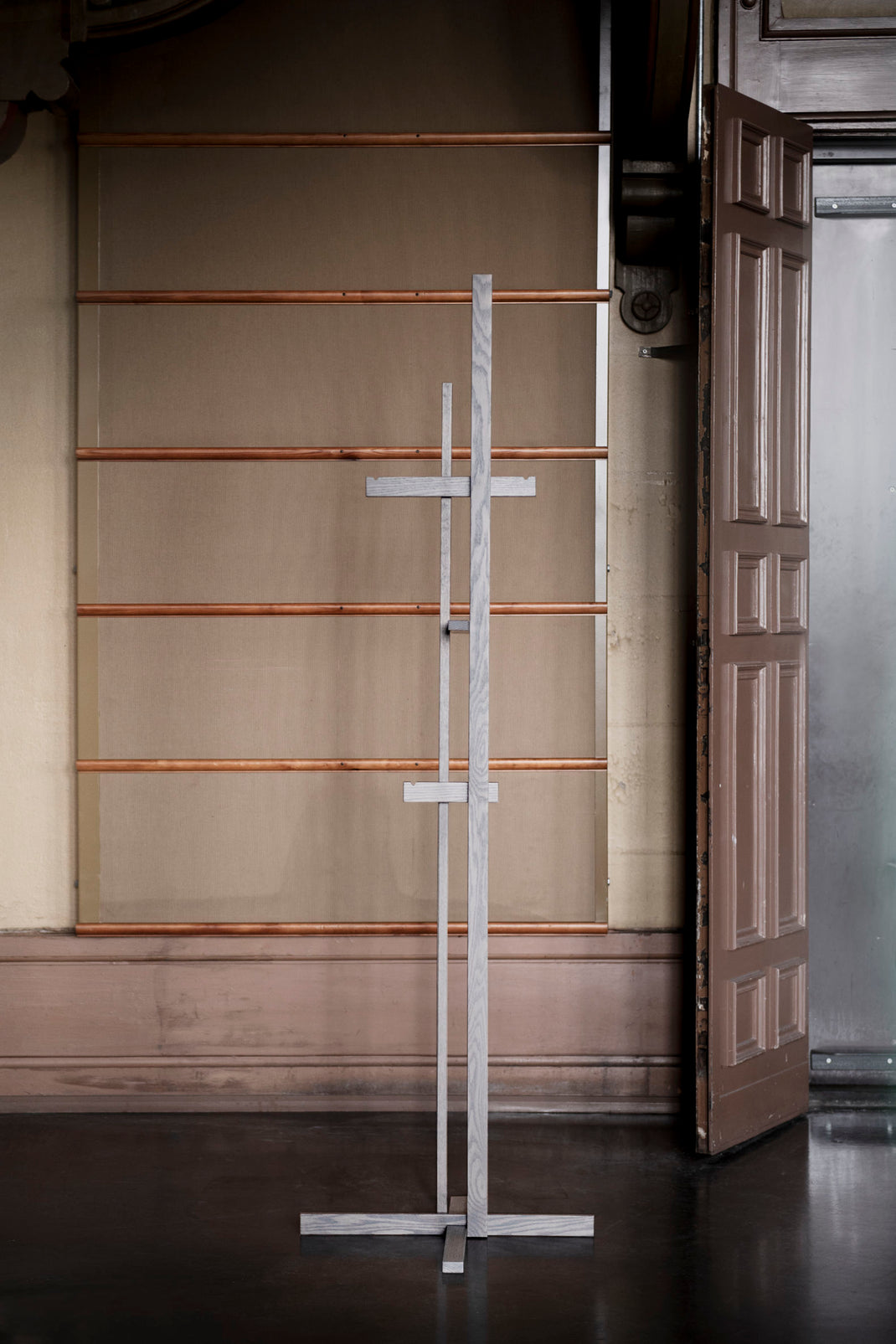 ELEMENTS Coat Stand