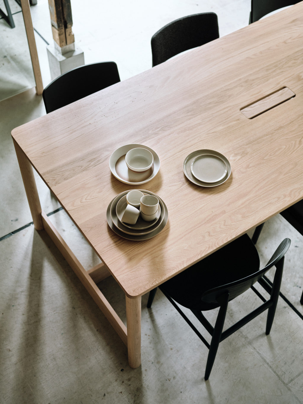 KOYABARI Table