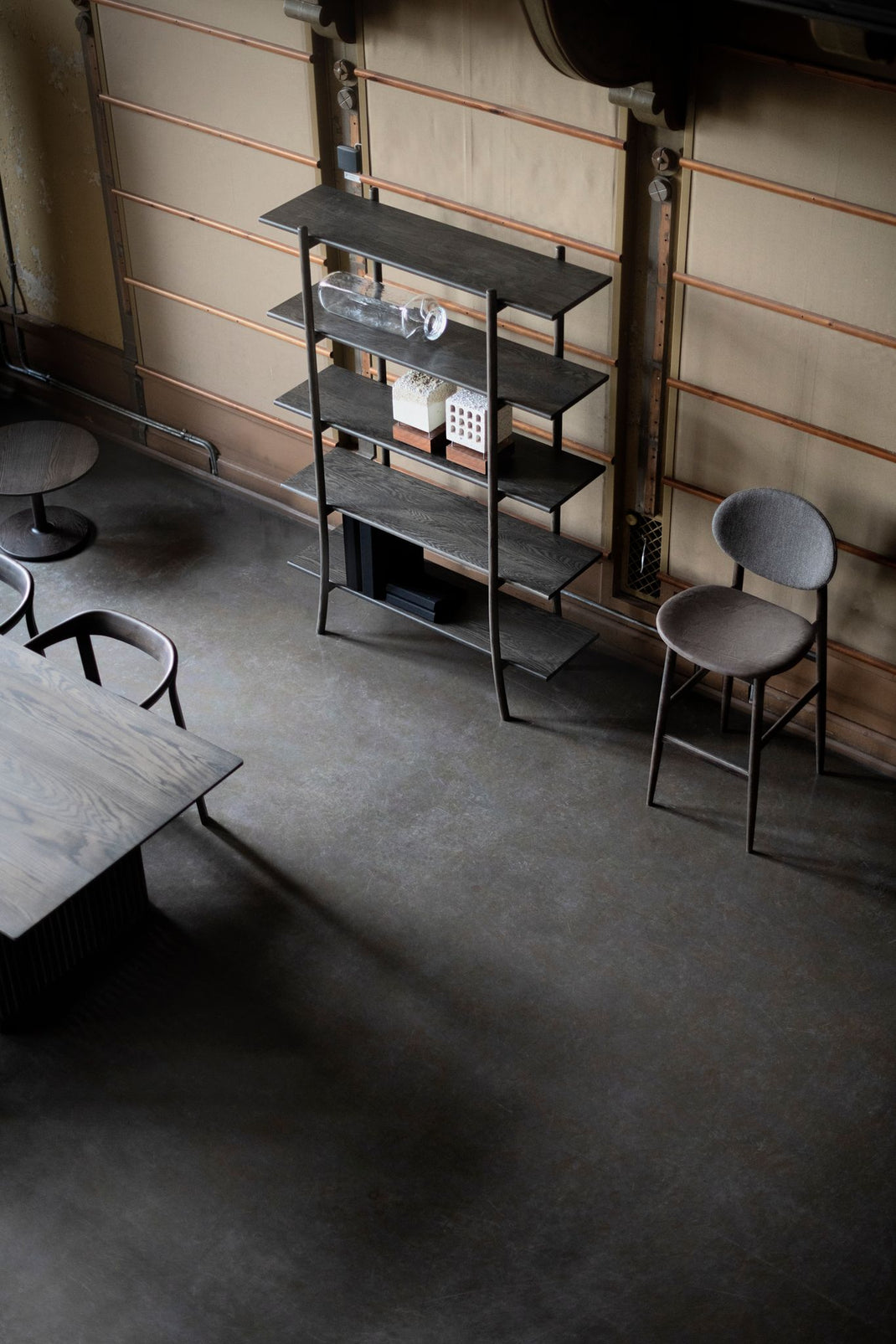 OUTLINE Barstools