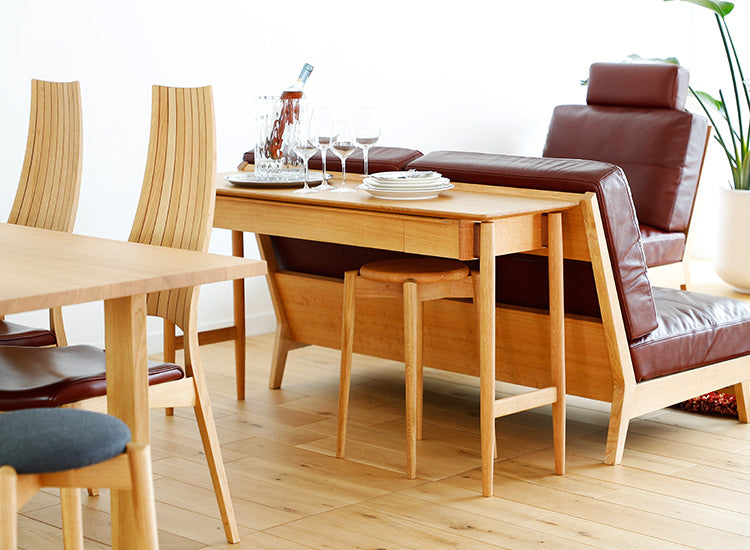 WHITEWOOD Desk
