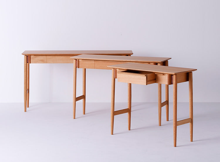 WHITEWOOD Desk