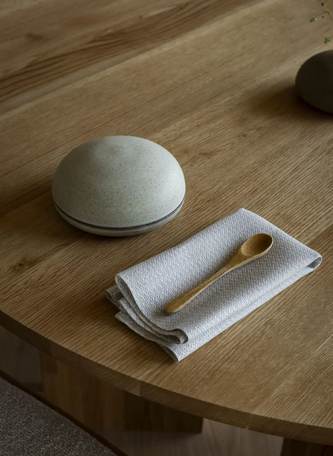 A-DT03 Round Dining Tables