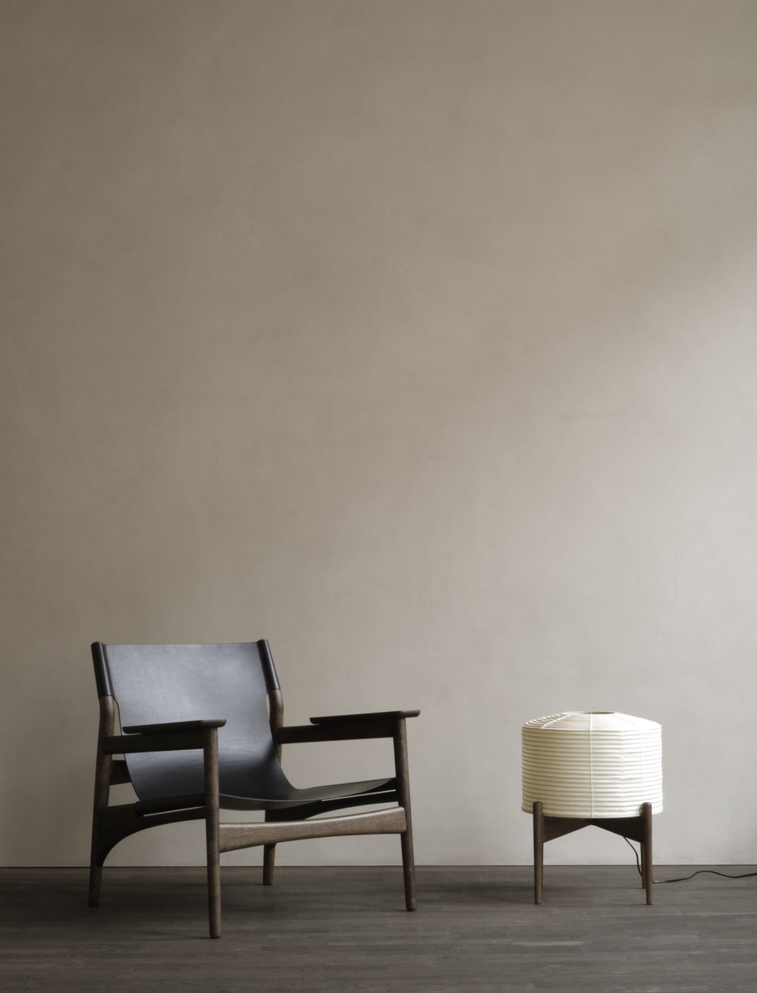 N-LC02 Lounge Chair