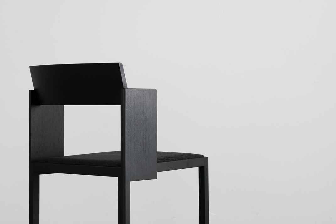 DAHLEM Armchair