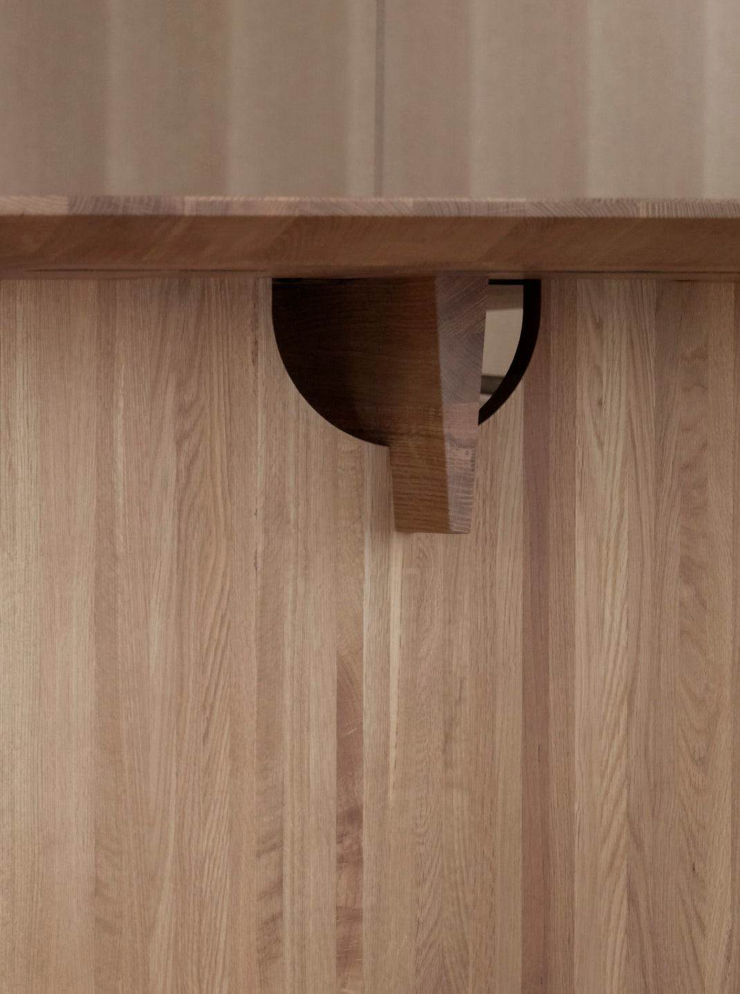 N-DT01 Dining Table