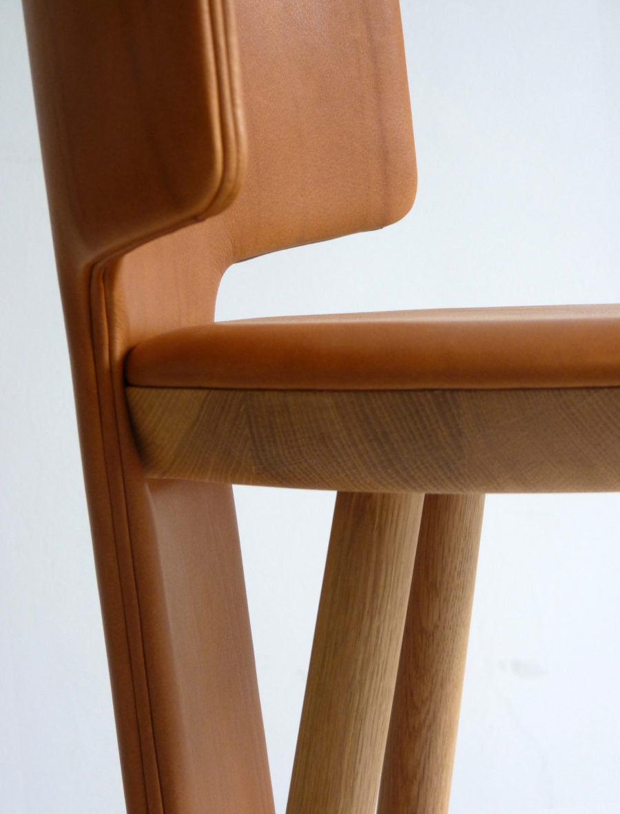 PINNA Counter Chair