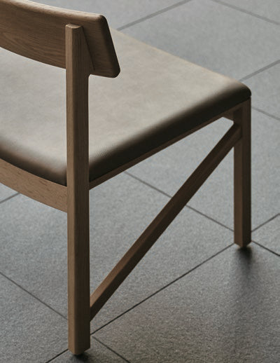 NAKKA Lounge Chair