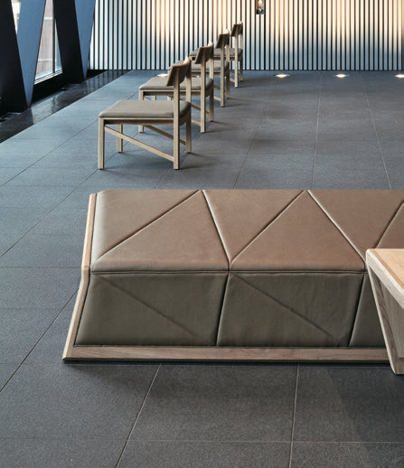 NAKKA Lounge Chair