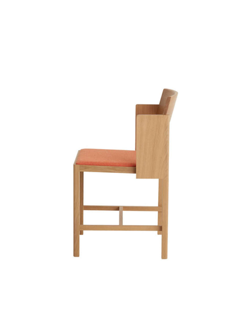 DAHLEM Armchair