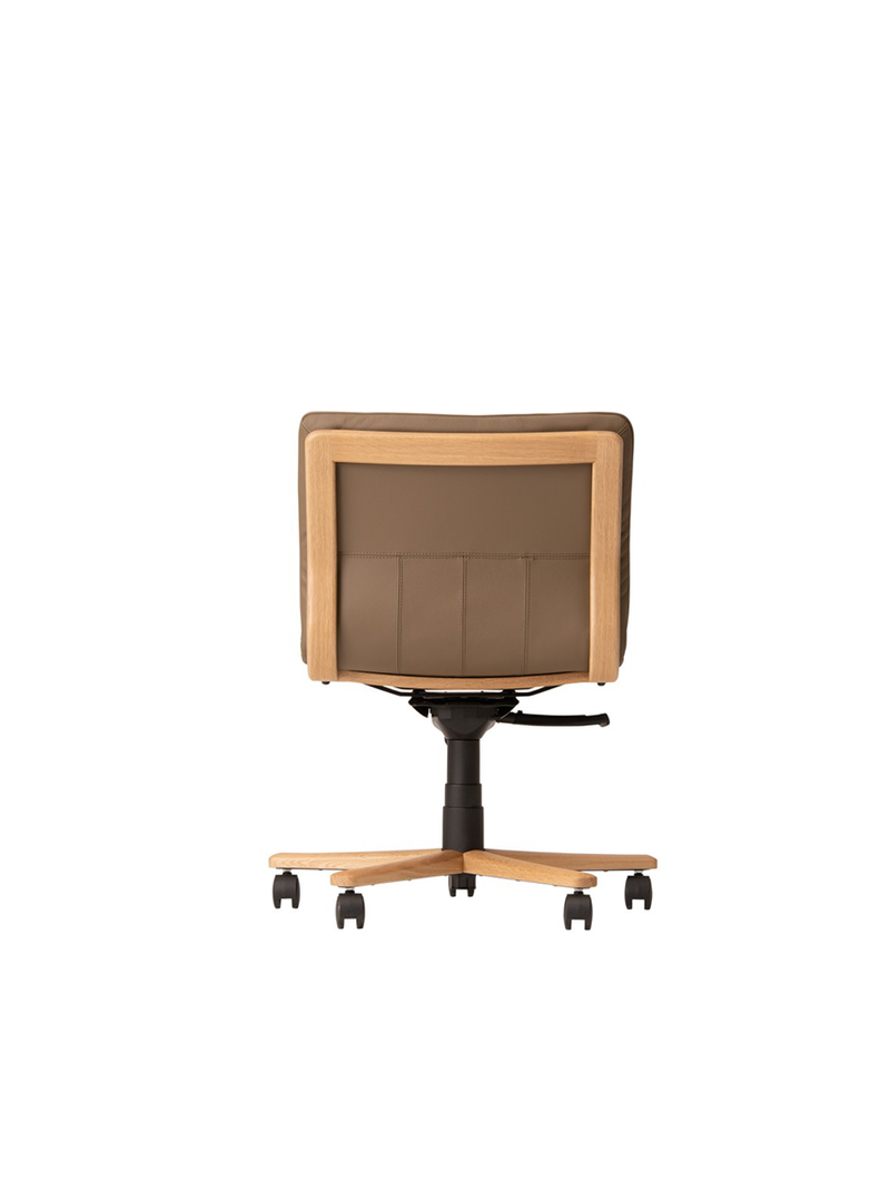 LAVENDER Castor Chair