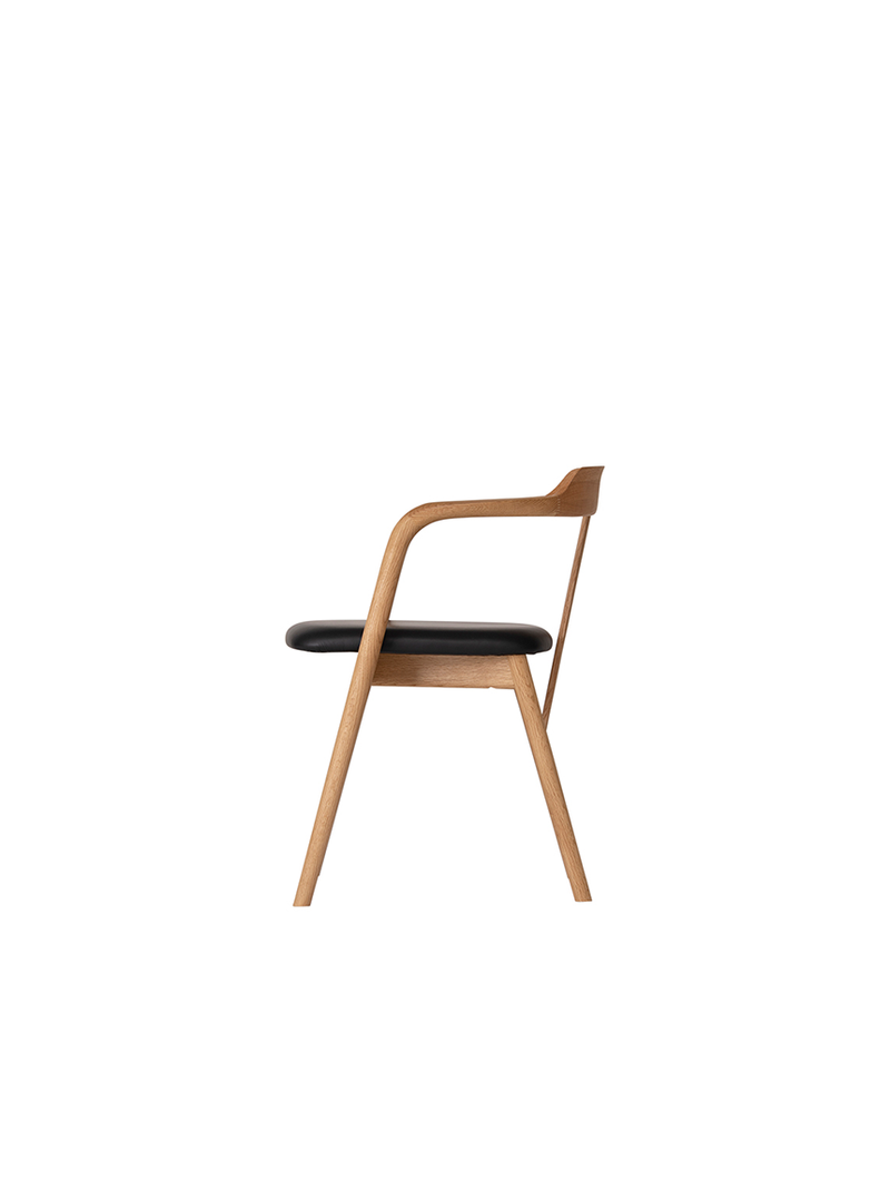NUPRI Armchair