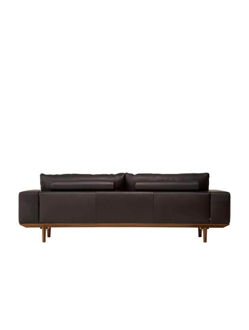 WING Lux Sofa