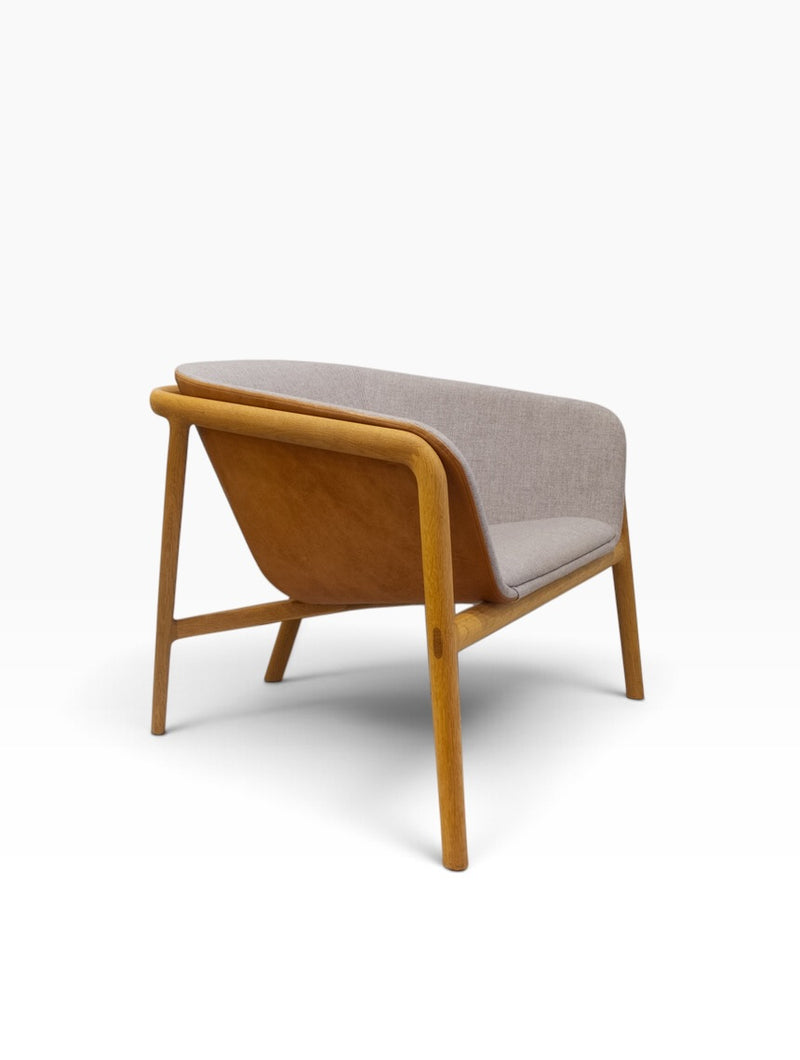 GOLONDRINA Lounge Chair (C)