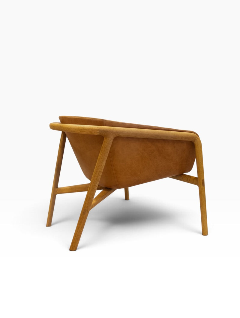 GOLONDRINA Lounge Chair (C)