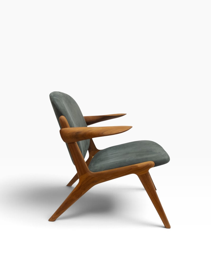 IS Lounge Chair (C)