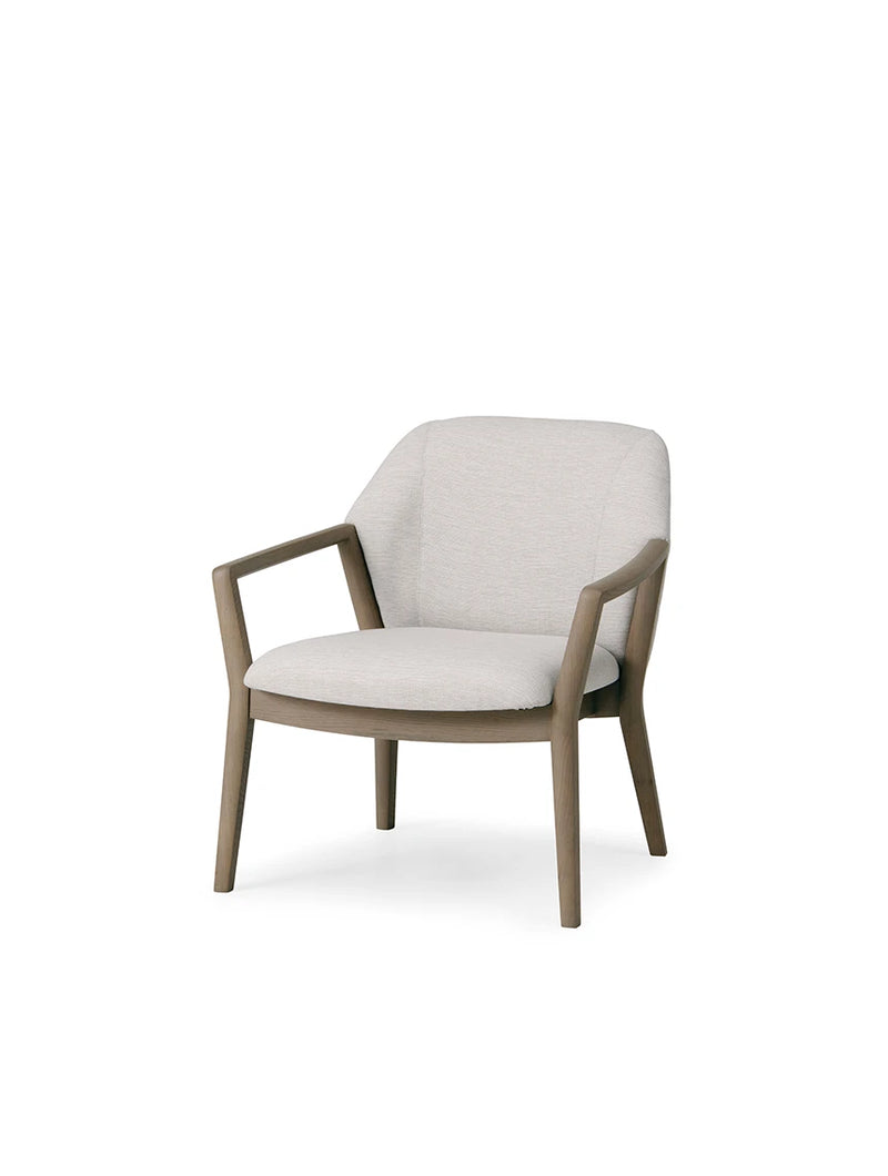 KARI Lounge Chair