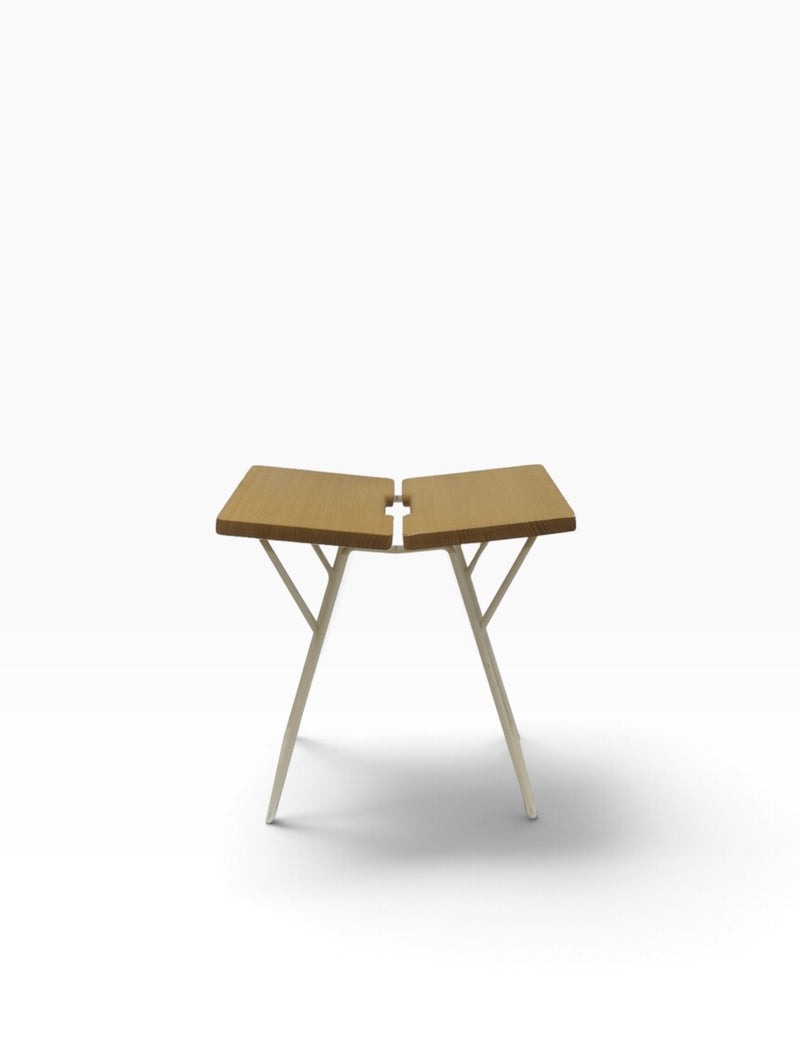 RIKI Solid Stool - Oak (C)