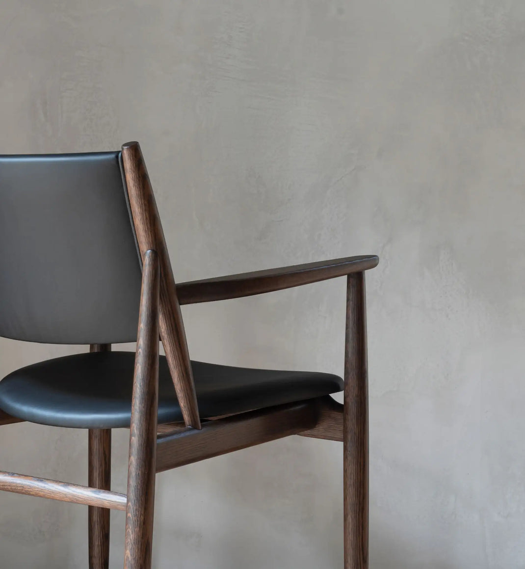 SUMMIT Dining Chair