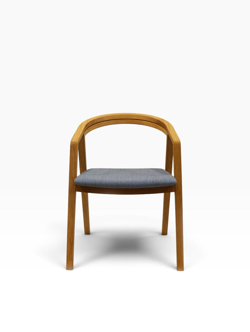 UU Chair (C)