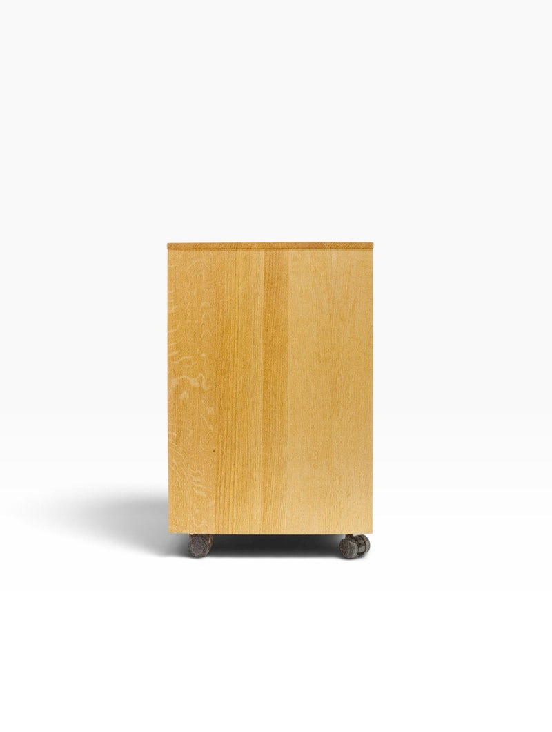 WAKU Cabinet (C)